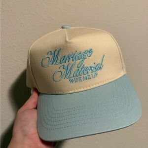 Marriage Material 'Wife Me Up' Two-Tone Baseball Cap - Cream & Light Blue